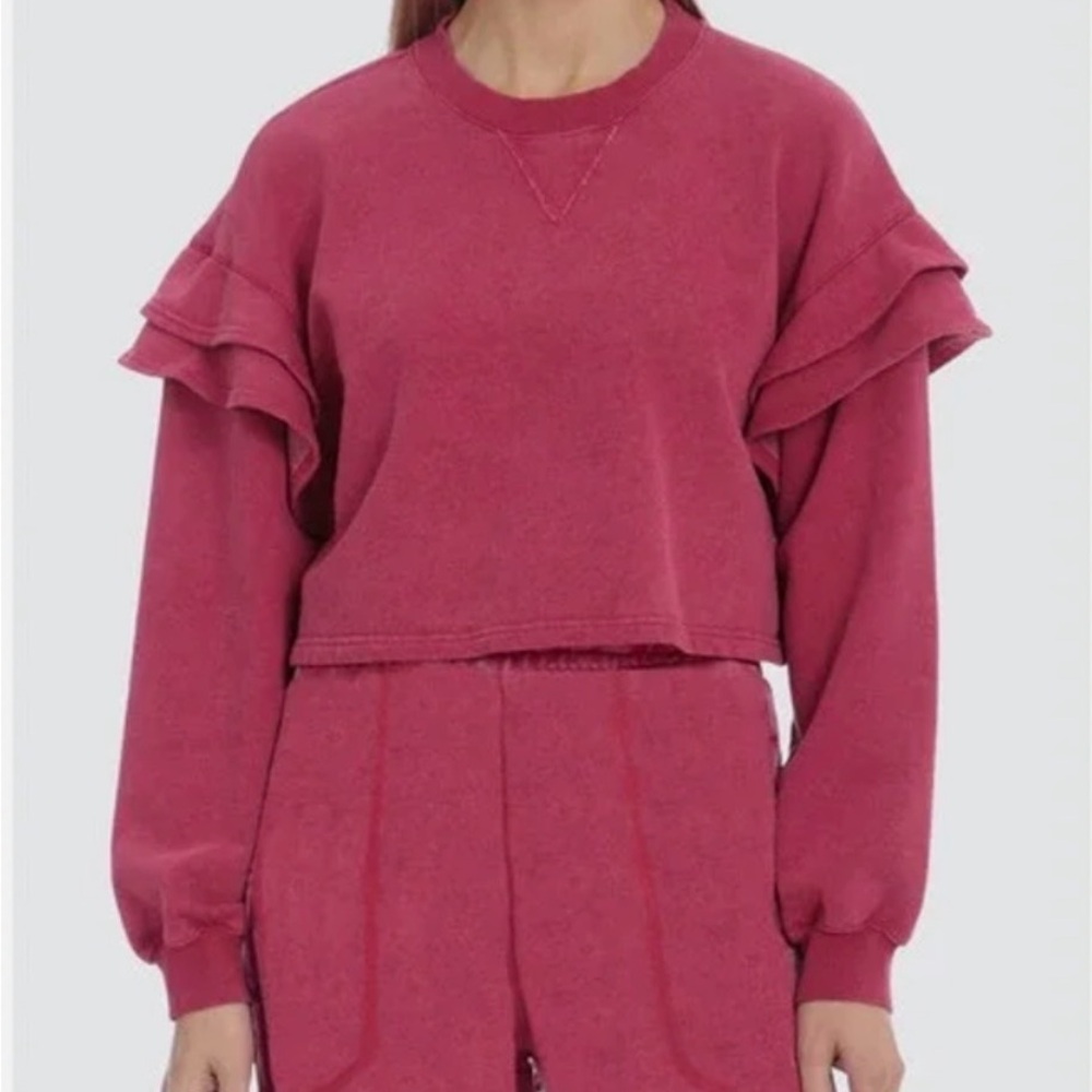 7 For All Mankind Medium Ruffle
Cropped Sweatshirt Pullover Raspberry - Picture 9 of 9